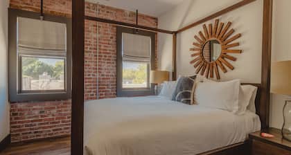 SLO Brew Lofts - 2 Bedroom 'The Vagabond Loft'