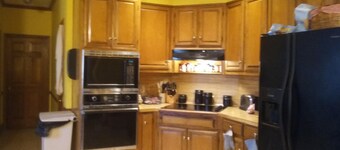 Elegant 2 Story Brick/Suburban Atlanta - Tucker- Near Stone Mountain