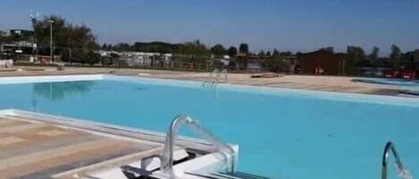 Piscine couverte, piscine chauffée