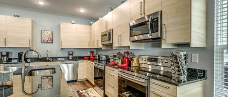 Fridge, microwave, oven, stovetop