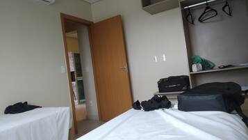 2 quartos, Wi-Fi, roupa de cama, acesso para cadeiras de rodas