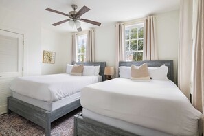 4 bedrooms, iron/ironing board, travel crib, WiFi - Downtown Charm | 3-Story Home - Walk to King St! (Charleston)