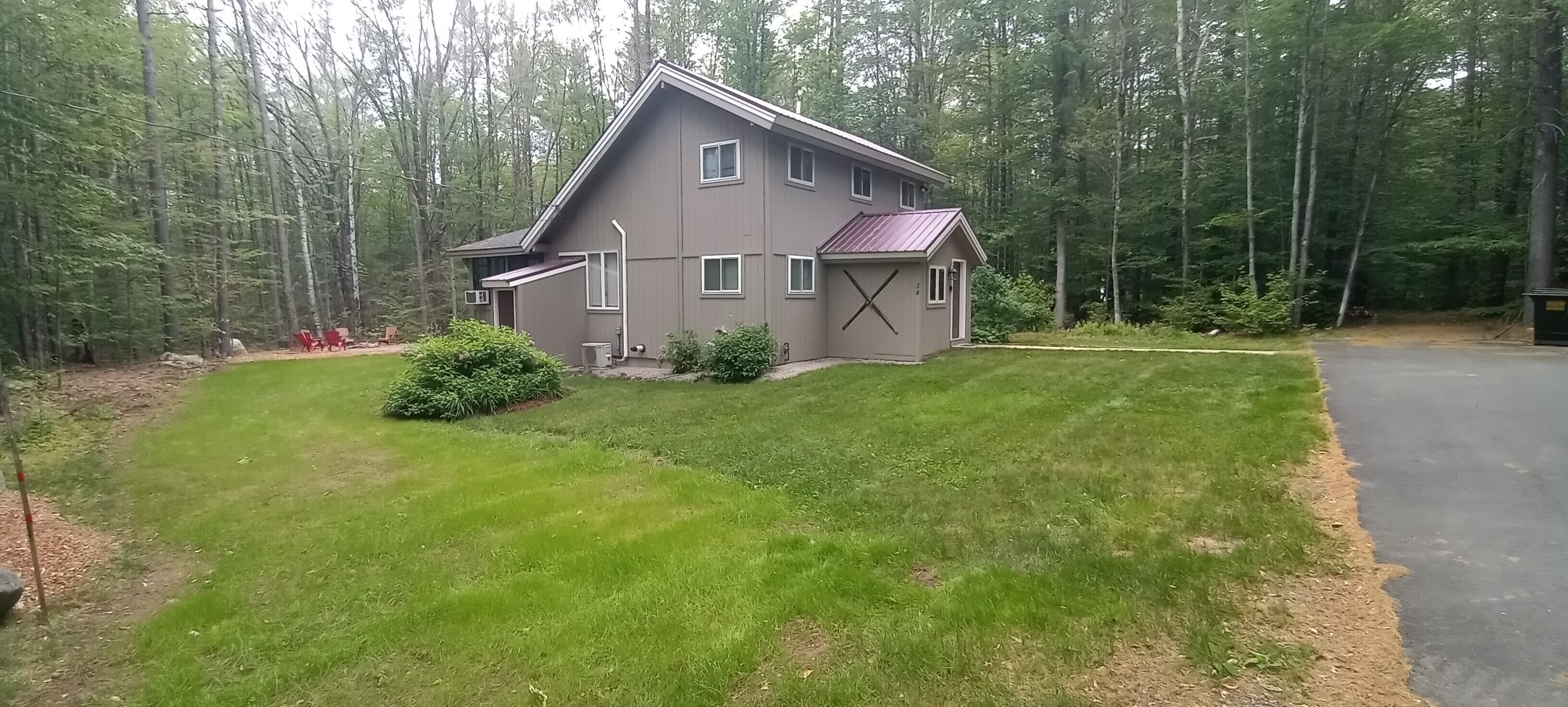 Hot Tub--close to Storyland and village, Tax free outlets minutes away!