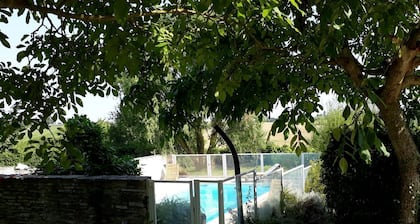 LOFT CON PISCINA EN UNA GRAJA AUTÉNTICA EN EL CORAZÓN DE LA NATURALEZA