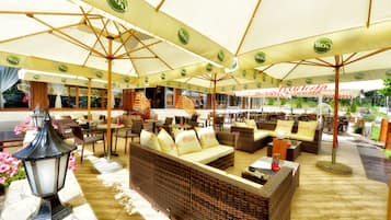 Terassi/patio