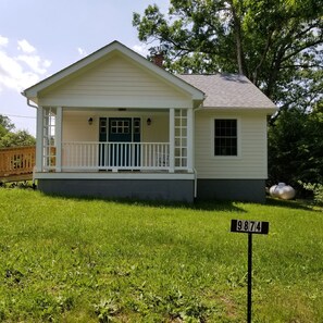 Acorn Cottage