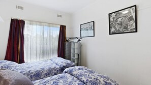 4 Schlafzimmer, Bügeleisen/Bügelbrett, kostenloses WLAN