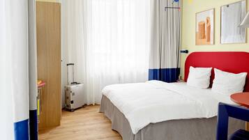 1 Schlafzimmer, hochwertige Bettwaren, Bügeleisen/Bügelbrett