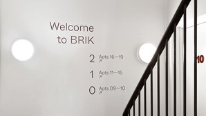 Unclassified image, 3 of 26, button