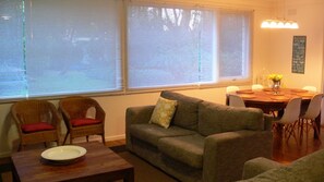 TV, fireplace, stereo - The Woodland Cottage at Silverleaves Beach (Silverleaves)