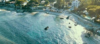 Peaceful F3 in the Heart of a Seaside Village - Private Parking