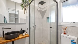 Bathtub - Sanders Beach House in Silverleaves (SILVERLEAVES)