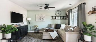 Wine Country Retreat+Backyard+firepit+BBQ+wineries