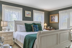 Chambre Double, 1 très grand lit, non-fumeurs, vue jardin | Literie de qualité supérieure, décoration personnalisée