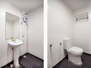 高級套房, 多張床 | 浴室 | 淋浴設備、免費盥洗用品、毛巾