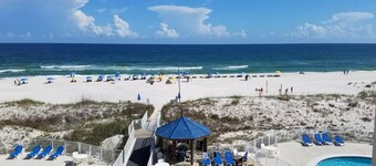 Palm Tree Oasis ★ Rummelig lejlighed perfekt til familier ★ 4 pools