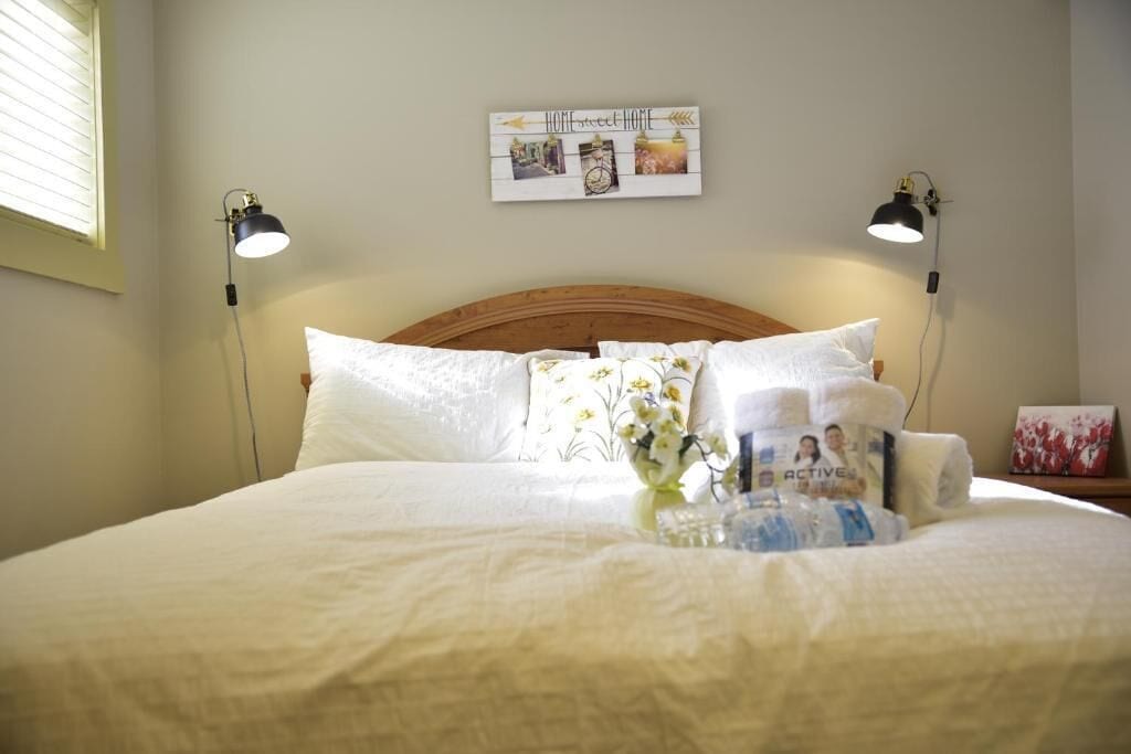 Egyptian cotton sheets, premium bedding, down comforters