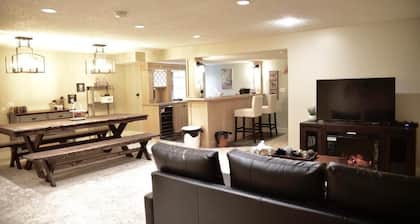 Calgary Cozy Home