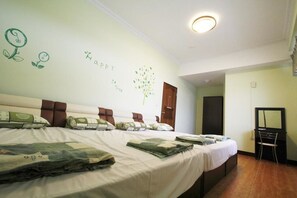 Design-Vierbettzimmer