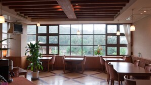 Interior entrance - Kirishima Miyama Hotel (Kirishima)