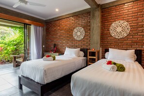 Camera Comfort con 2 letti singoli, 1 camera da letto, non fumatori, vista giardino | Biancheria da letto di alta qualità, minibar, una cassaforte in camera