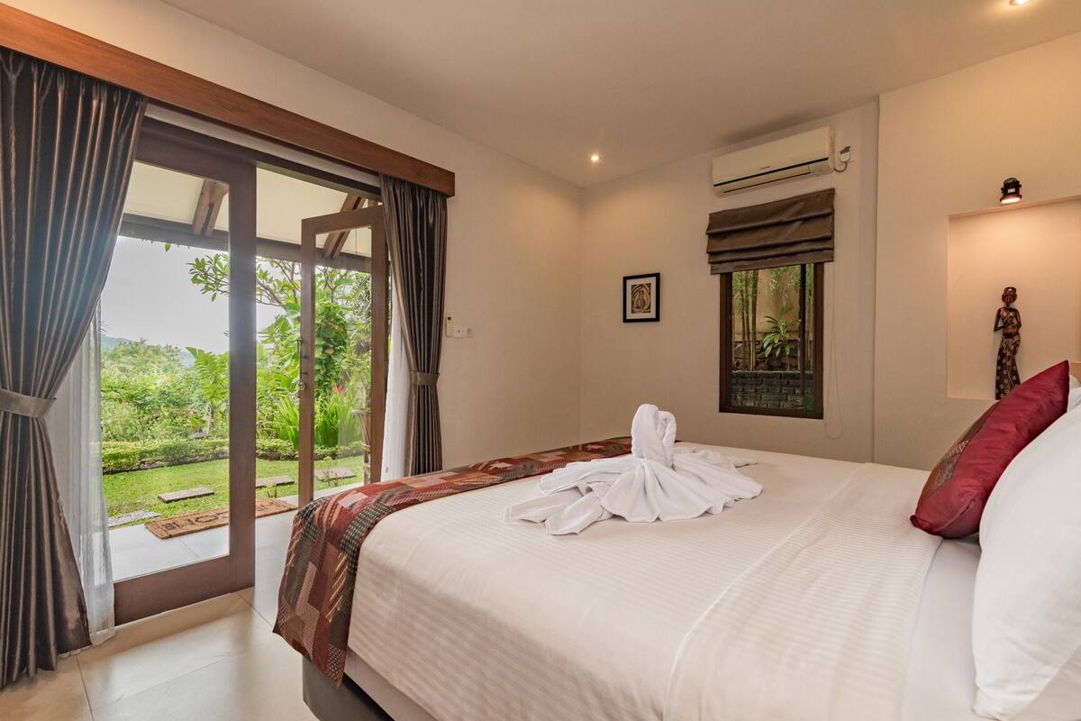 Deluxe Kupu Kupu | Biancheria da letto di alta qualità, minibar, una cassaforte in camera