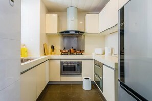 Apartment, 3 Schlafzimmer | Eigene Küche | Kühlschrank, Wasserkocher