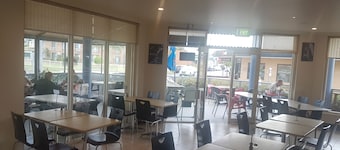Jopen Cafe & Motel