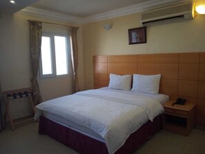 Iron/ironing board, free WiFi, bed sheets, wheelchair access - Stars Hotel (Muscat)