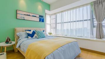 Apartment | Schreibtisch, Verdunkelungsvorhänge, kostenloses WLAN, Bettwäsche