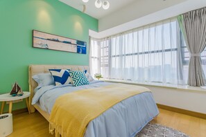 Apartment | Schreibtisch, Verdunkelungsvorhänge, kostenloses WLAN, Bettwäsche