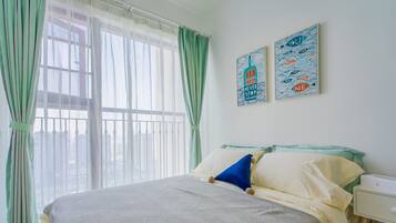 Apartment | Schreibtisch, Verdunkelungsvorhänge, kostenloses WLAN, Bettwäsche