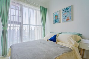 Apartment | Schreibtisch, Verdunkelungsvorhänge, kostenloses WLAN, Bettwäsche