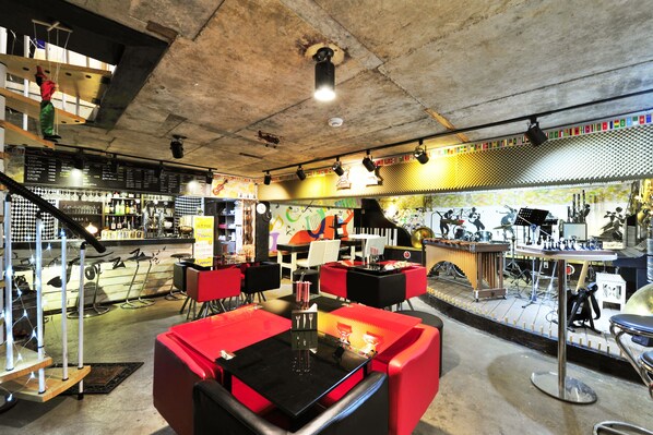 Desayuno continental incluido todos los días