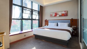 Deluxe Double Room | 1 bedroom, premium bedding, pillow-top beds, free minibar - Xingge Selection Hotel - Shanghai Pudong Airport (Shanghai)