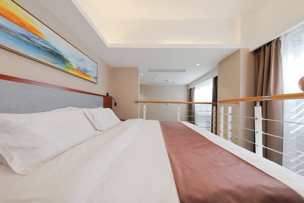 Deluxe-Loft | 1 Schlafzimmer, hochwertige Bettwaren, Pillowtop-Betten