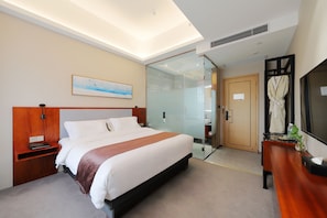 View from room - Xingge Selection Hotel - Shanghai Pudong Airport (Shanghai)