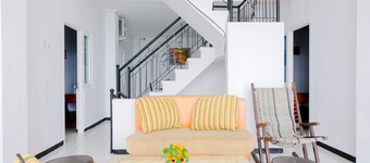OYO 437 Hnr Homestay Syariah