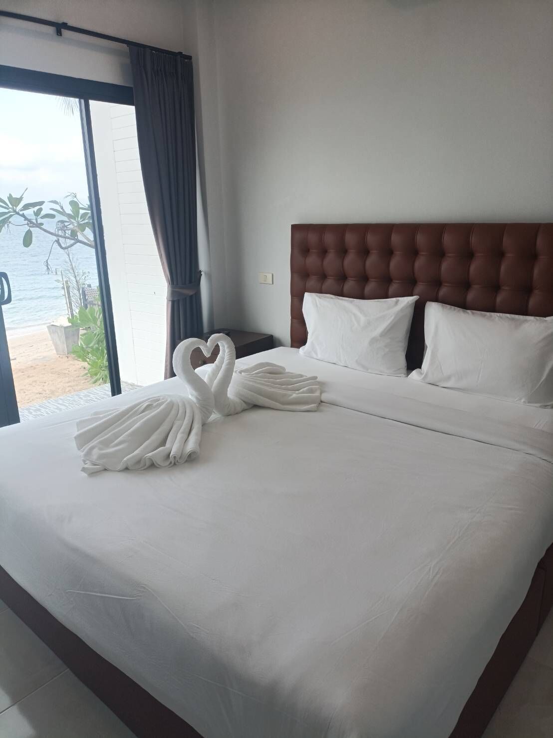 Family Villa, Kitchen, Beachfront | Individually decorated, desk, laptop workspace, soundproofing