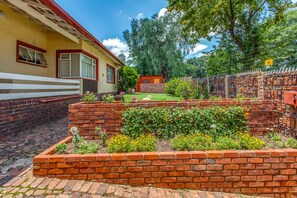 Exterior - The Chalets on 8th (Sandton)