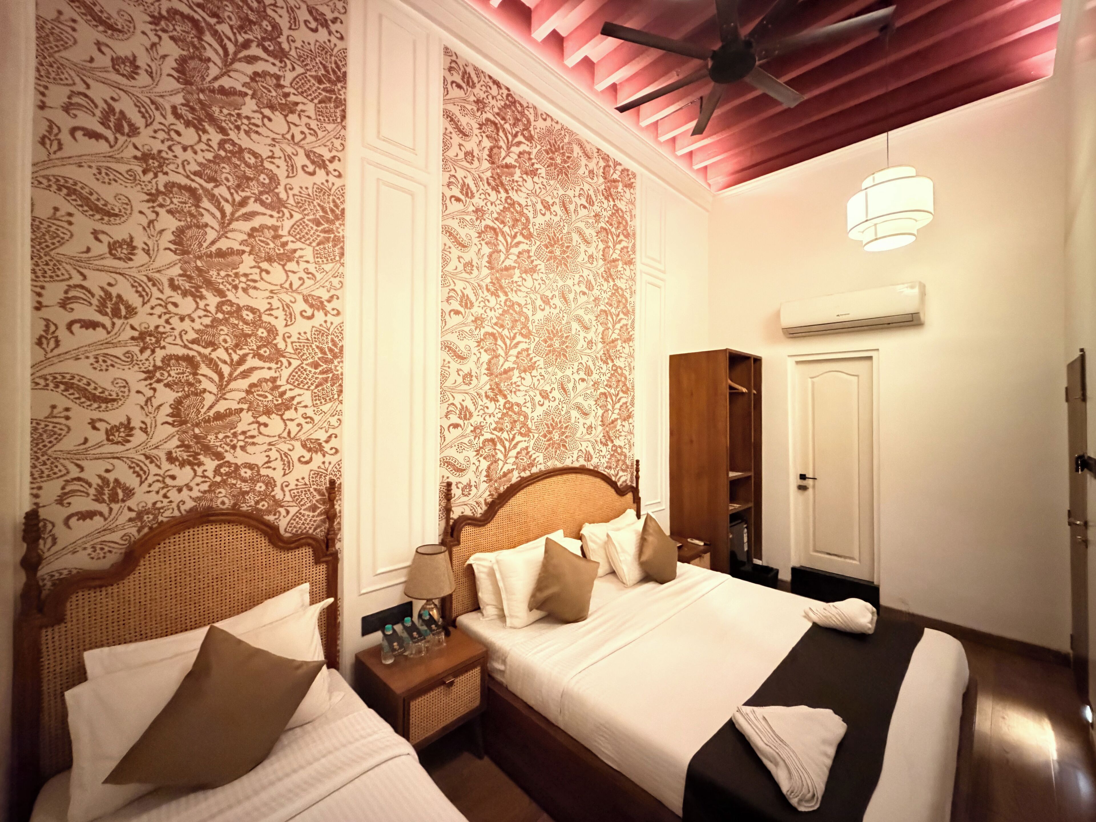 Superior trippelrum | Italienska Frette-lakan och sängtillbehör av högsta kvalitet