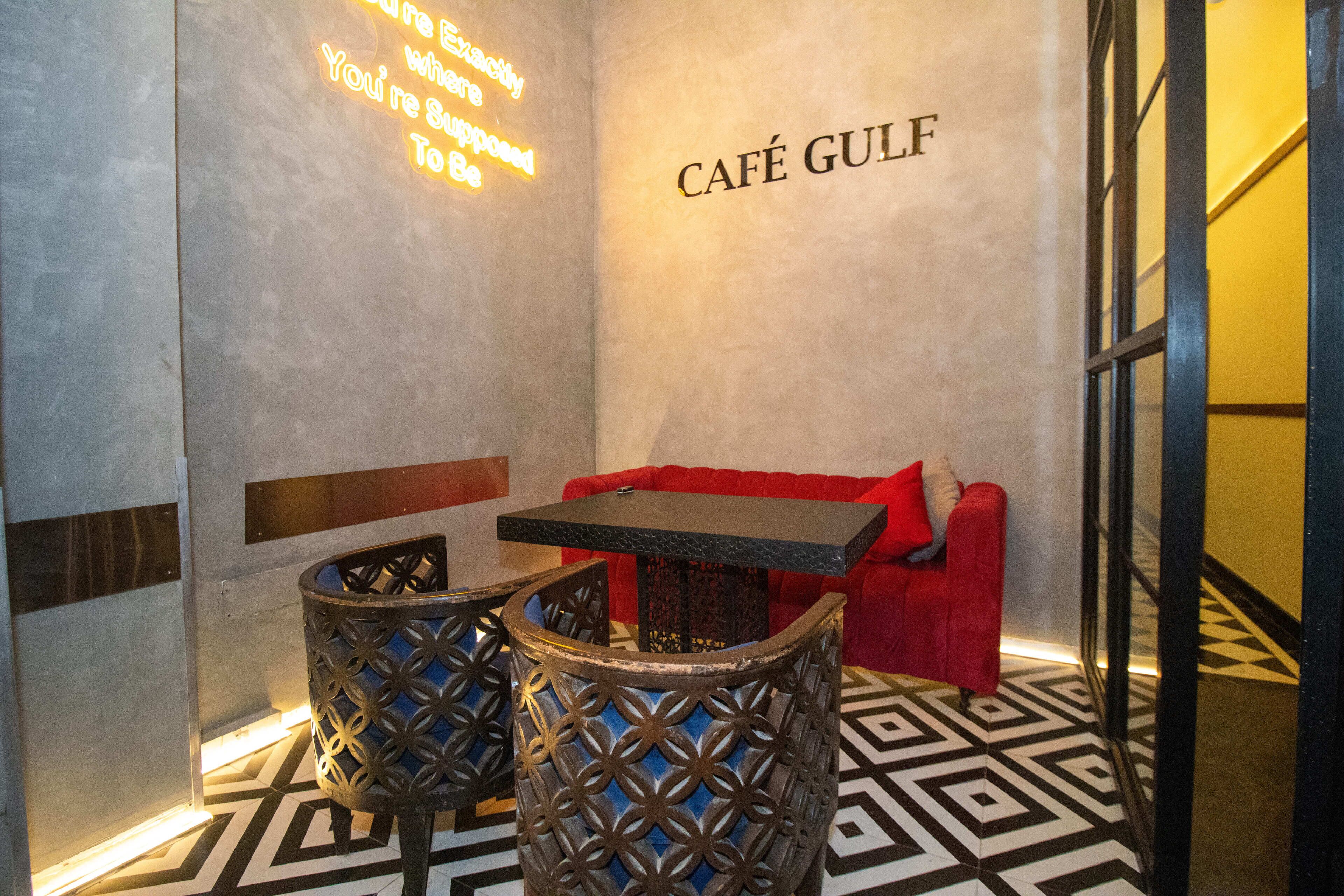 Photo - Gulf Hotel Colaba