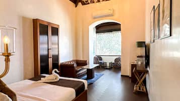 Suite presidencial (with Window) | Sábanas italianas Frette, ropa de cama de alta calidad y insonorización
