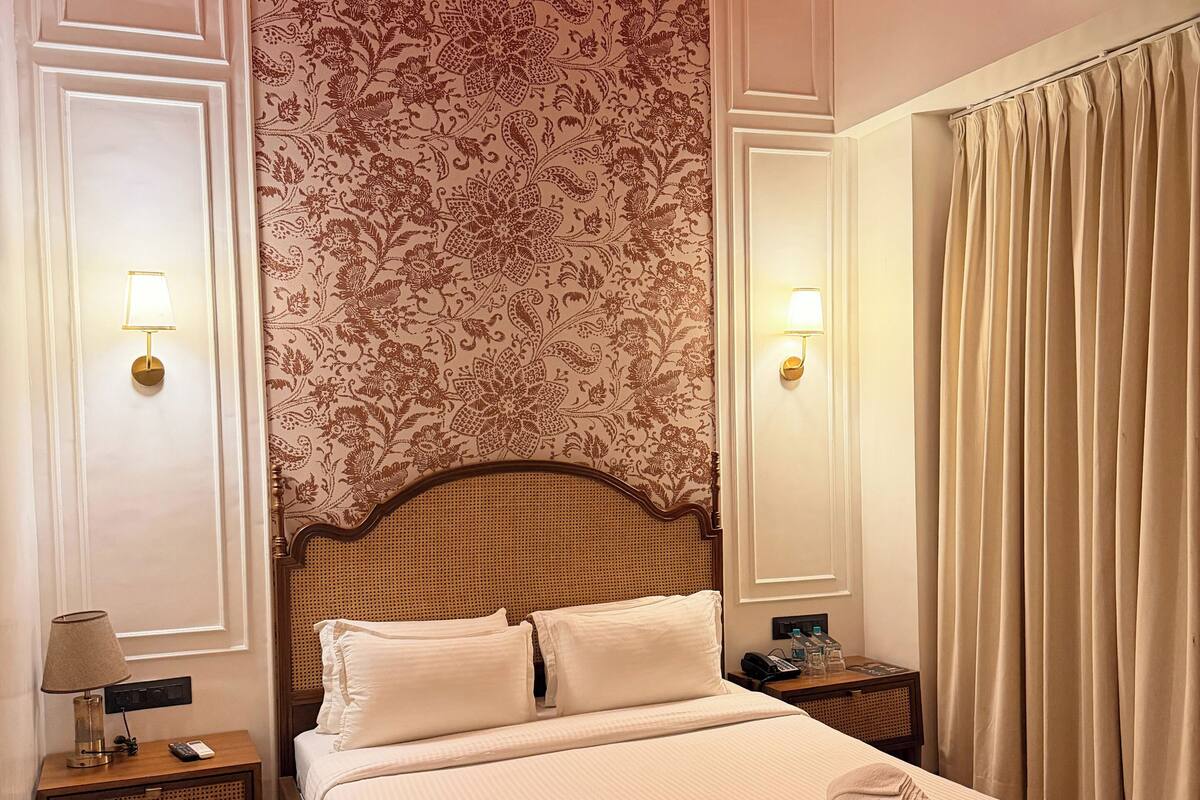 Superior Double Room | Frette Italian sheets, premium bedding, soundproofing