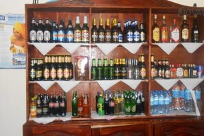 Bar (on property) - Rafiki Guesthouse (Kisoro)