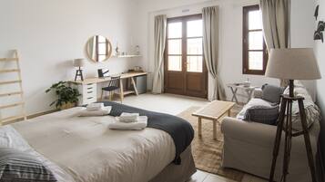 Junior Suite, Sea View (2) | 1 bedroom, premium bedding, Tempur-Pedic beds, individually decorated