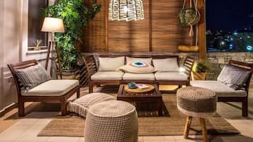 Luxury Suite, 1 Bedroom, Sea View | 1 bedroom, premium bedding, Tempur-Pedic beds, individually decorated