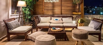 Syros Wellness Luxury Suites