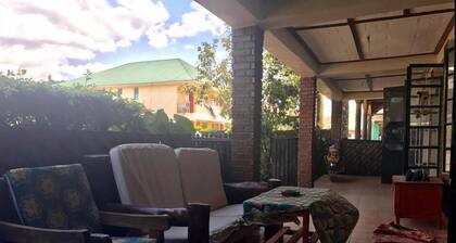 Golden Monkey Guesthouse