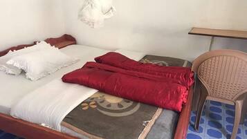 Desk, free WiFi, bed sheets